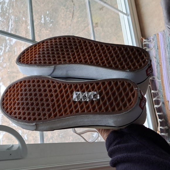 VANS.M8.5-W10 - Picture 9 of 11
